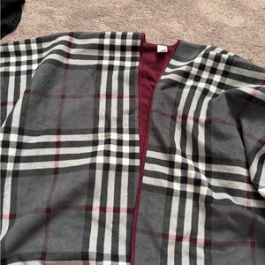 Woolrich Burgundy Reversible cape/poncho